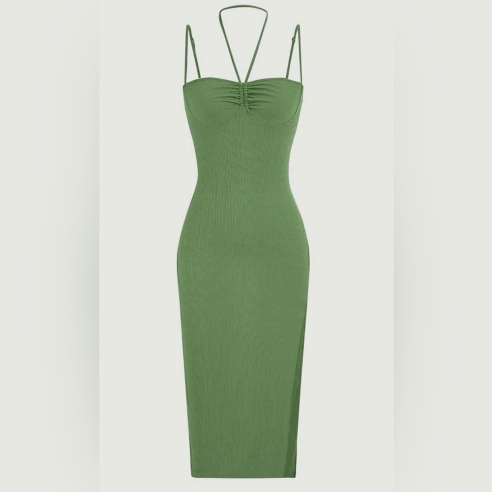 SHEIN dress that’s a size L(8/10)